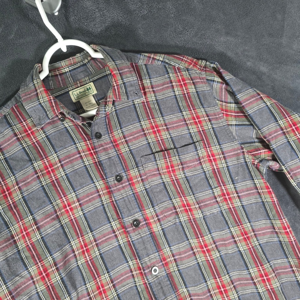L.L.Bean Mens Flannel Shirt M Regular Gray Red Plaid Long Sleeve Button‎ Up